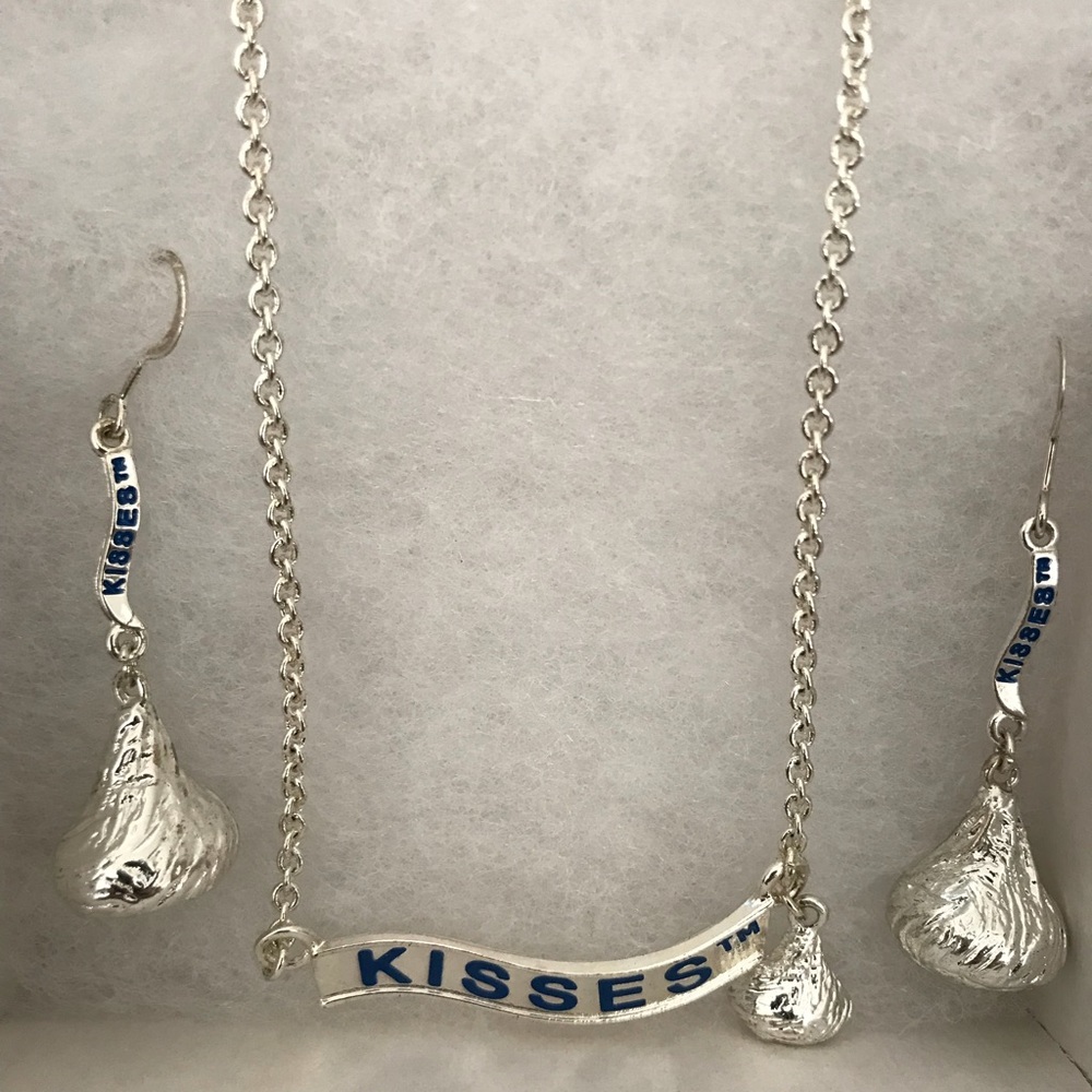 Hershey’s Kisses necklace and earrings set